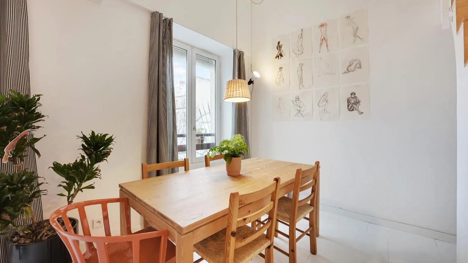 Apartment Appartement Charmant Avec Vue - Montmartre Paris France