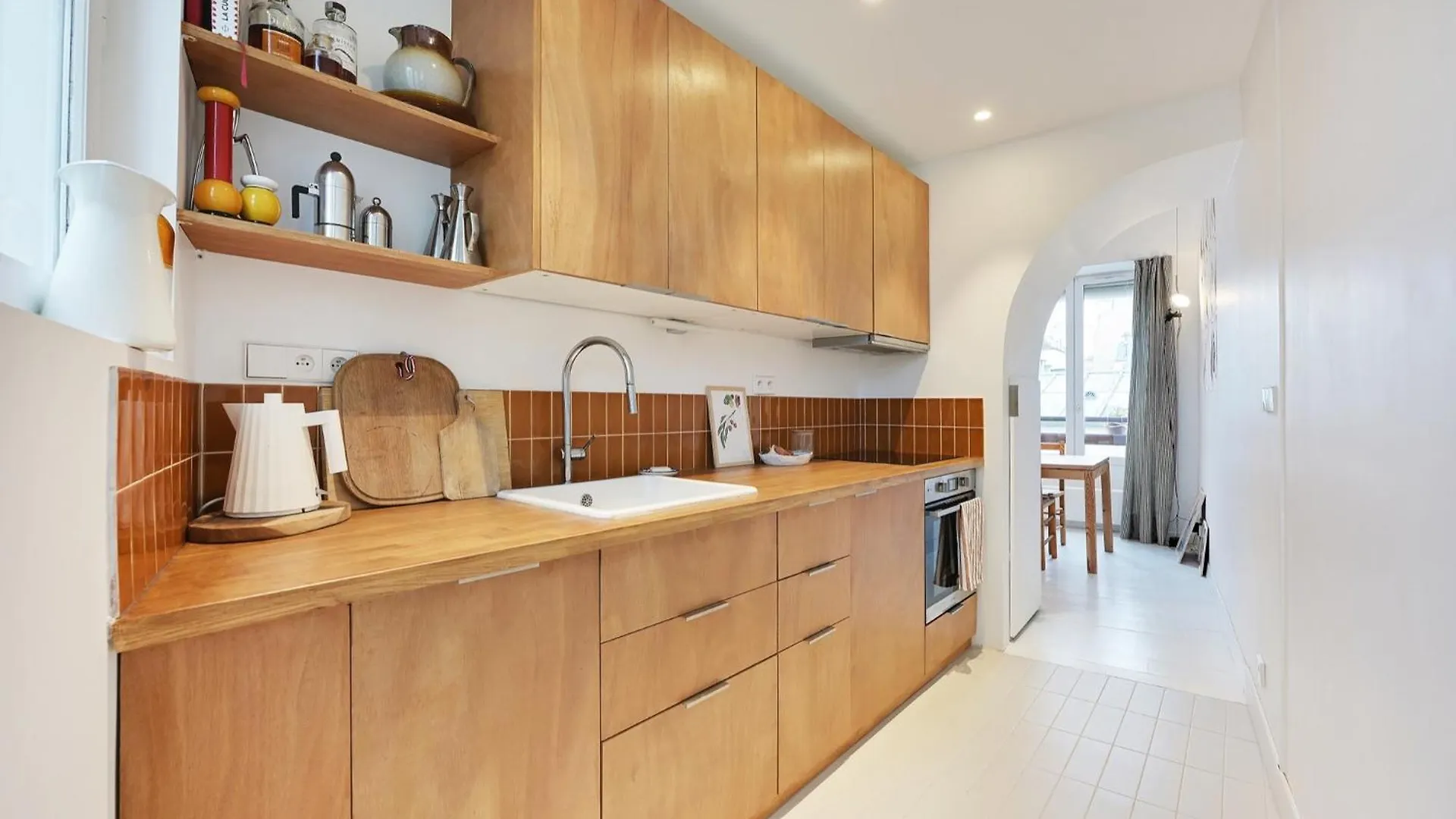 Appartement Charmant Avec Vue - Montmartre Paris Apartment